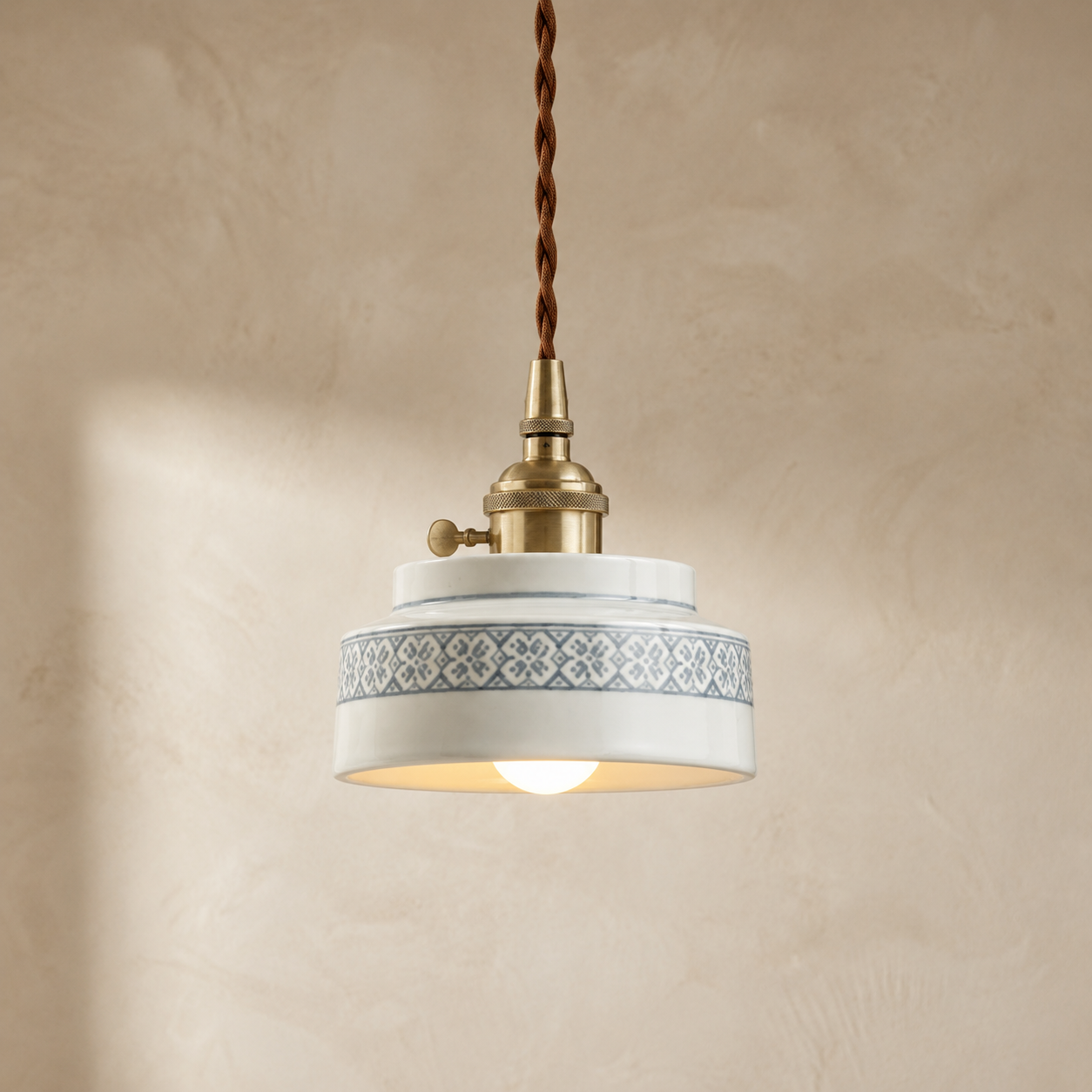 The Saucer Pendant