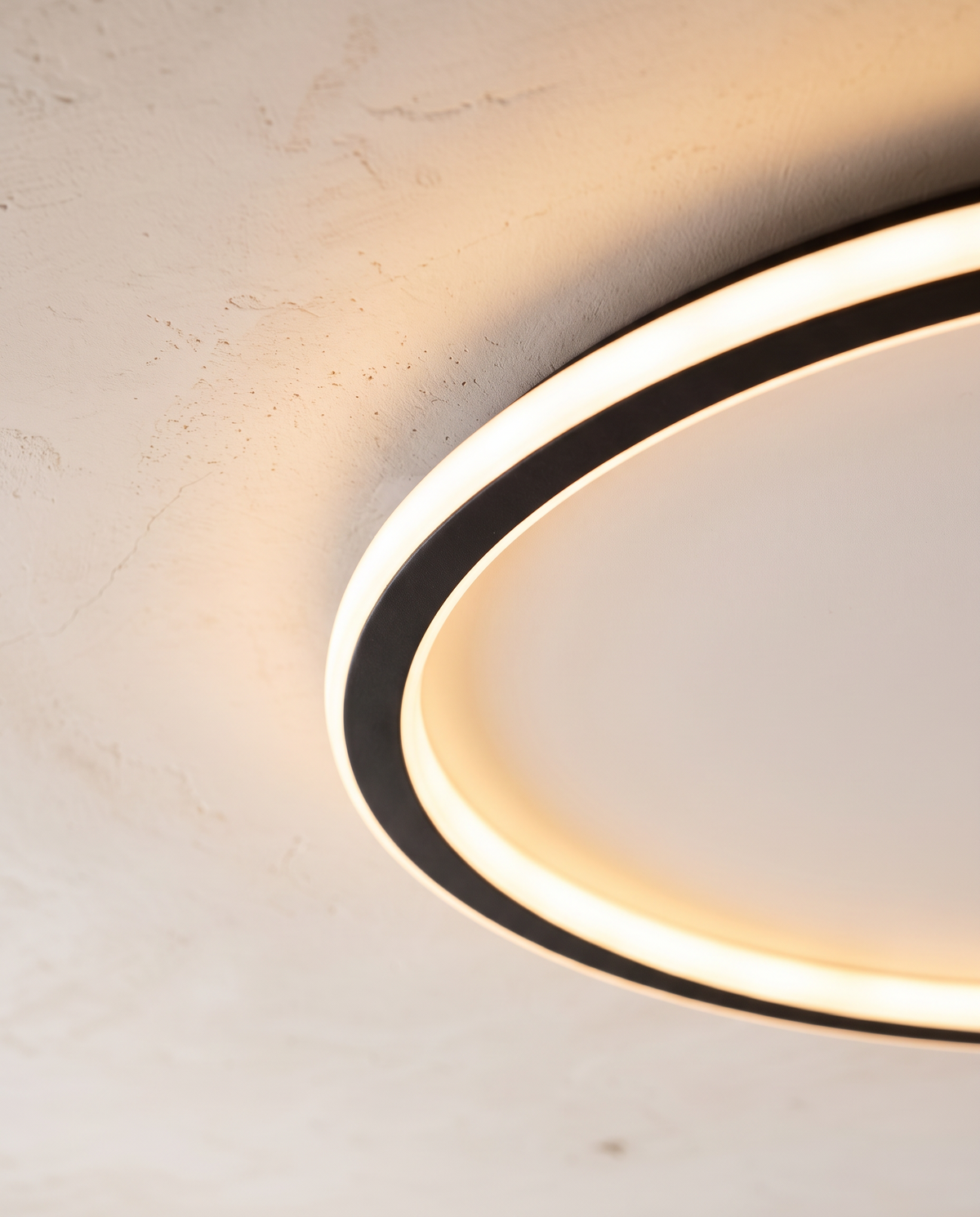 Close-up of the slim ring and glowing diffuser of The Hoop