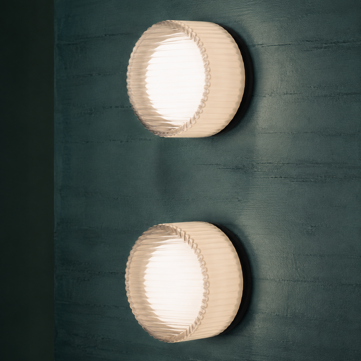 The Halo Wall Light