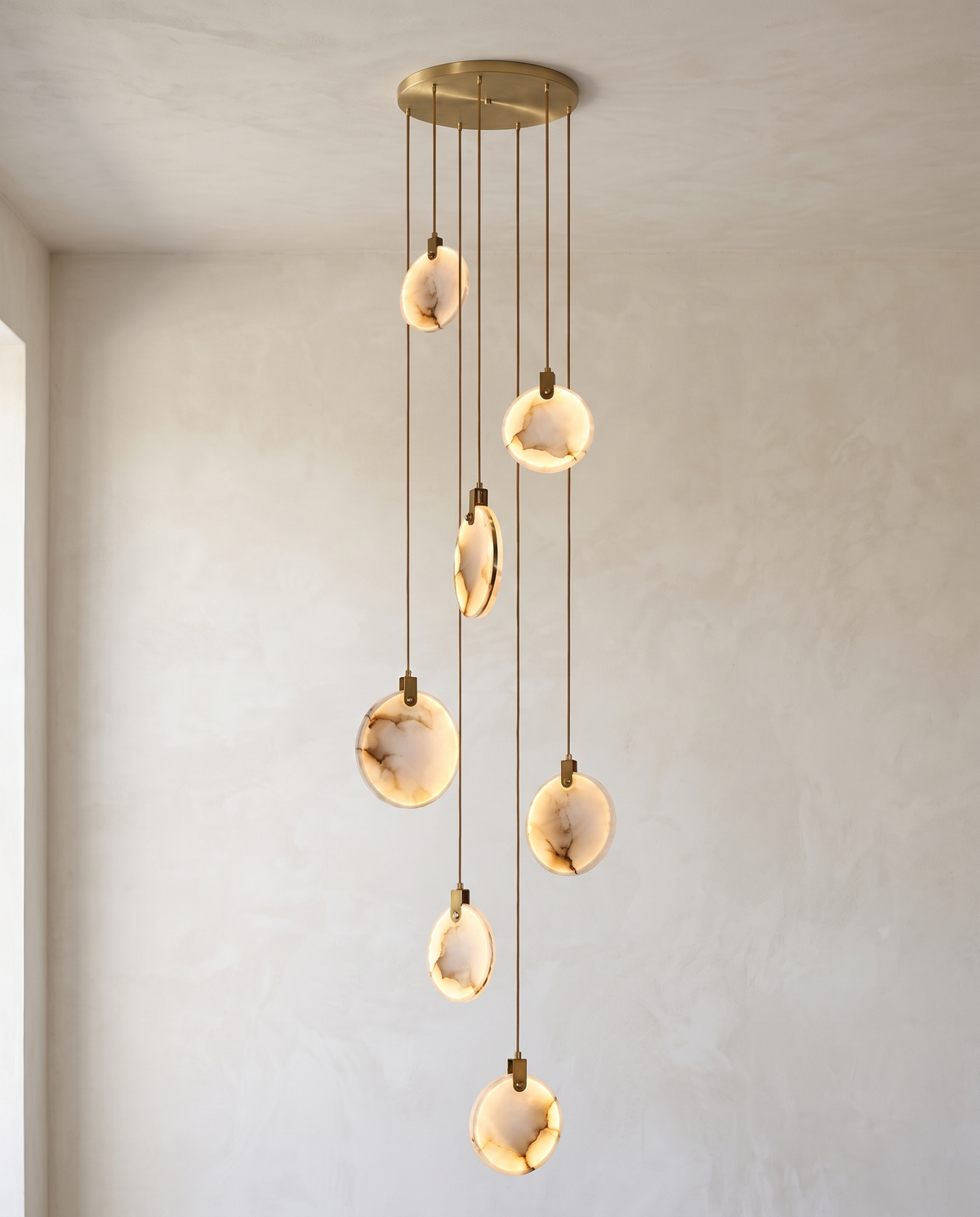 The Cascade alabaster disc chandelier for stairways — Selden Home (15)