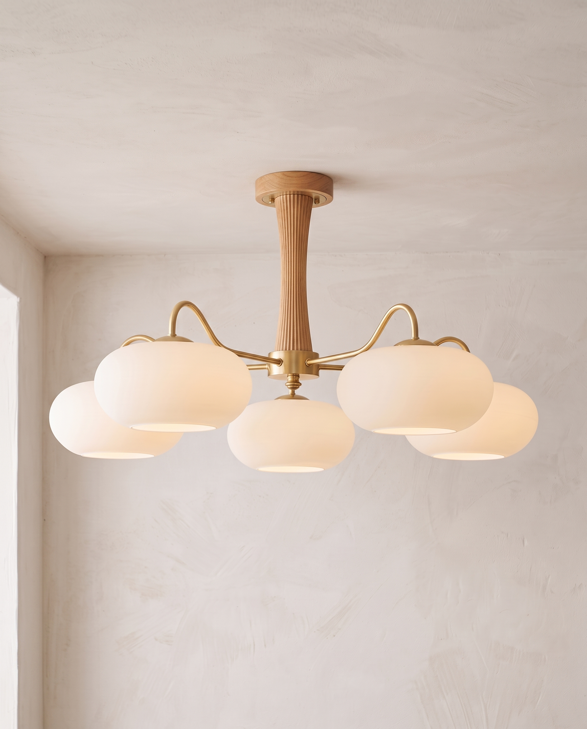The Orchard Ceiling Light with a Honey wood column