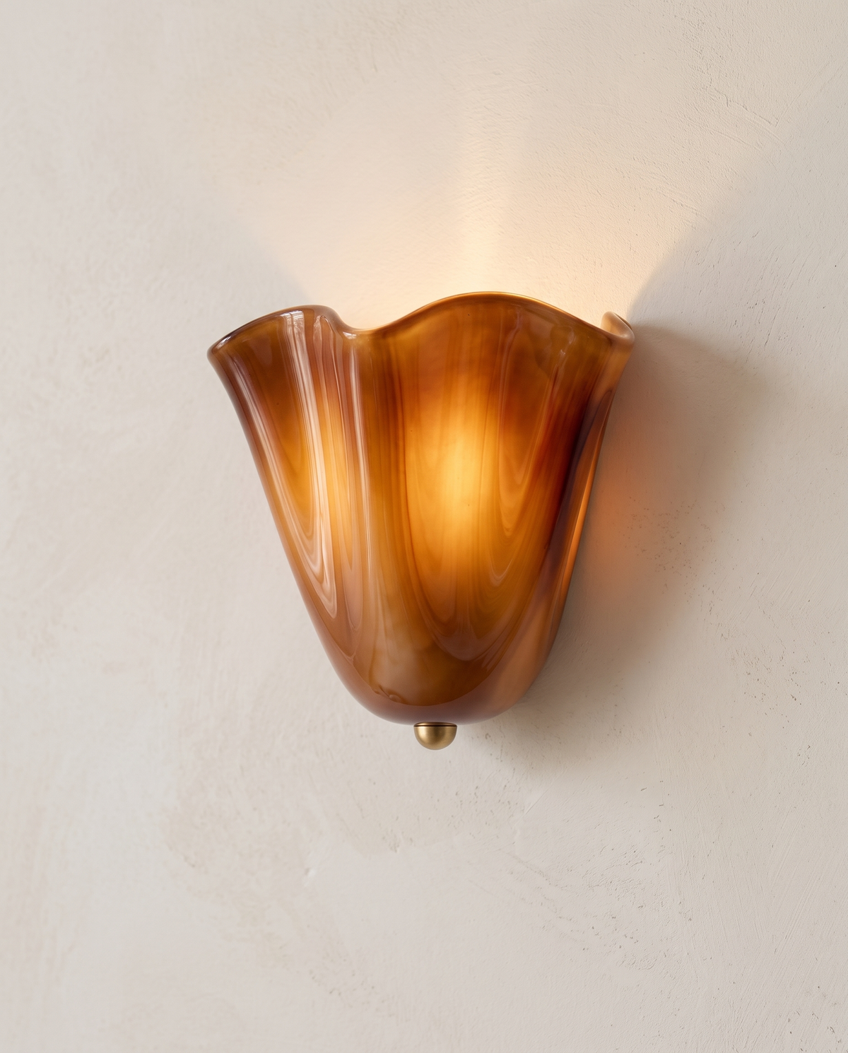 The Petal glass wall light – Close-up detail